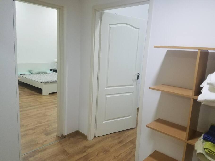 Big Cozy - Skyfall Apartment 3 Bdrm 6 Beds 1&Half Baths 부다페스트 외부 사진